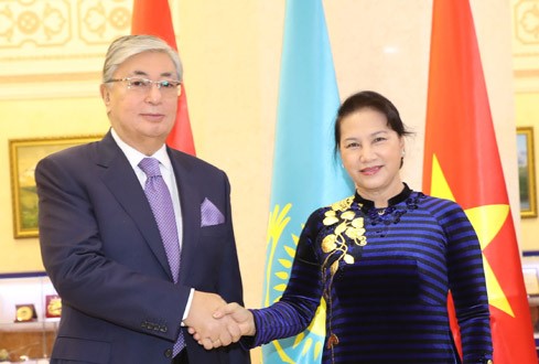 Chủ tịch Quốc hội Nguyễn Thị Kim Ngân hội kiến Chủ tịch Thượng viện Cộng hòa Kazakhstan